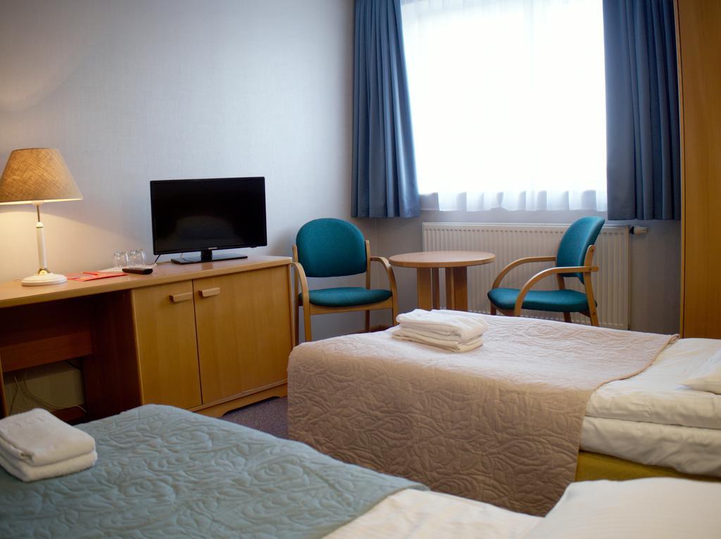 Hotel Orlik Płońsk Chambre photo