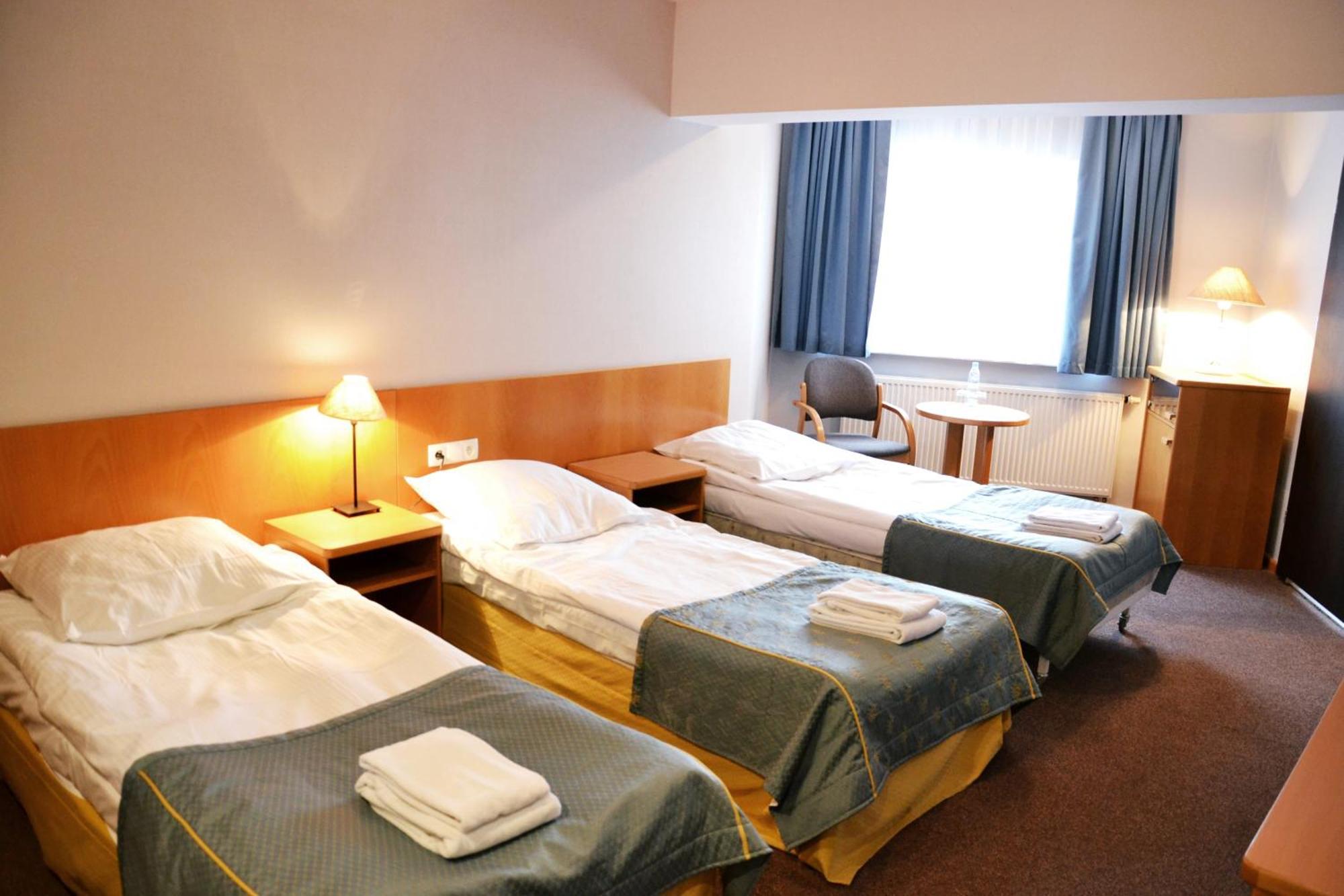 Hotel Orlik Płońsk Chambre photo